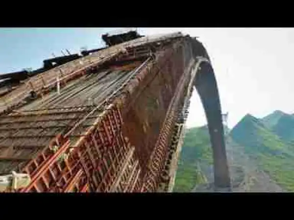 Video: Construction Process Of Bridges Across The Valley
